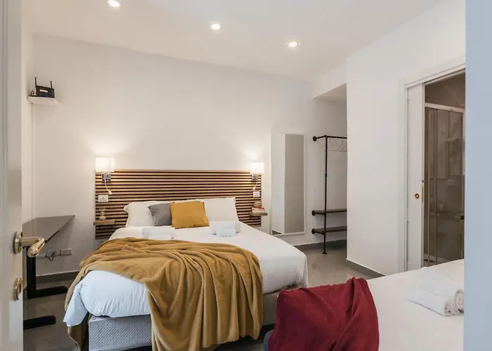 The Rent - Two-bedroom In Colosseum Area *