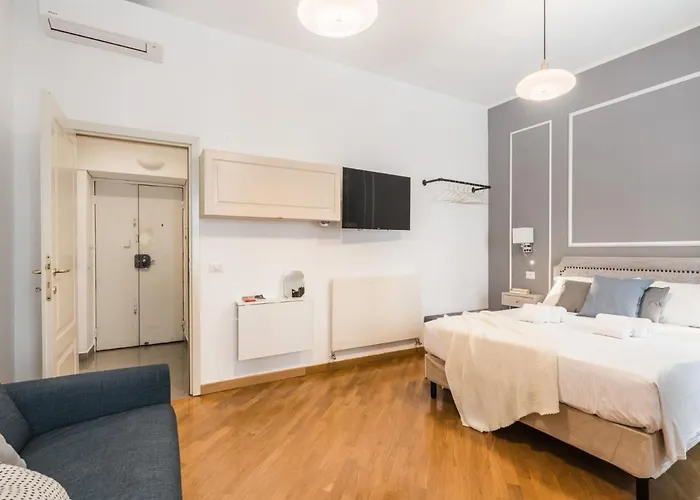 Апартаменты The Rent - Two-bedroom In Colosseum Area Рим