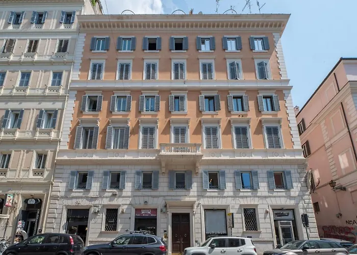 The Rent - Two-bedroom In Colosseum Area Апартаменты *